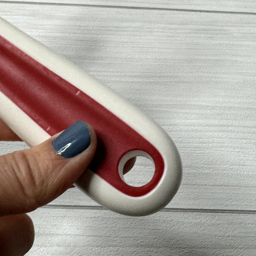 Casabella Flexible‎ Kitchen Spatula Red & White Food Cooking Utensil Tool